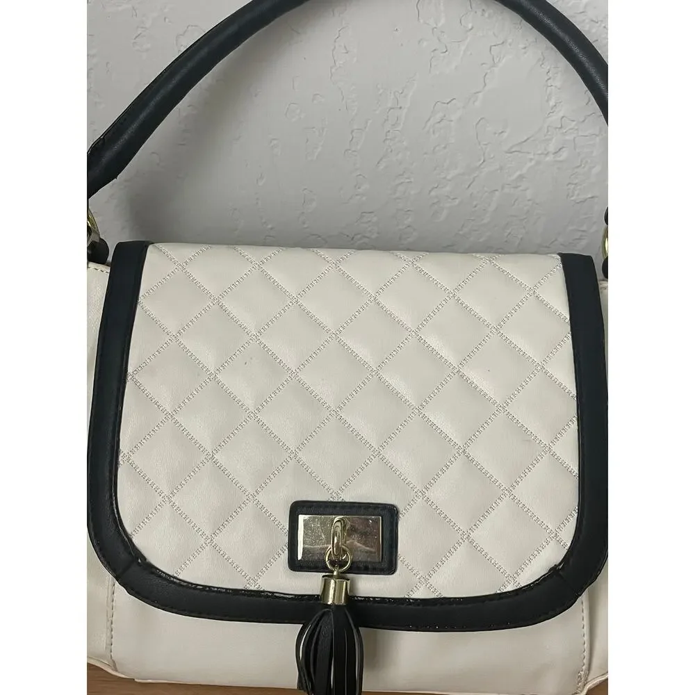Liz Claiborne Quilted Bag Cream Black Tassel Gold Accent